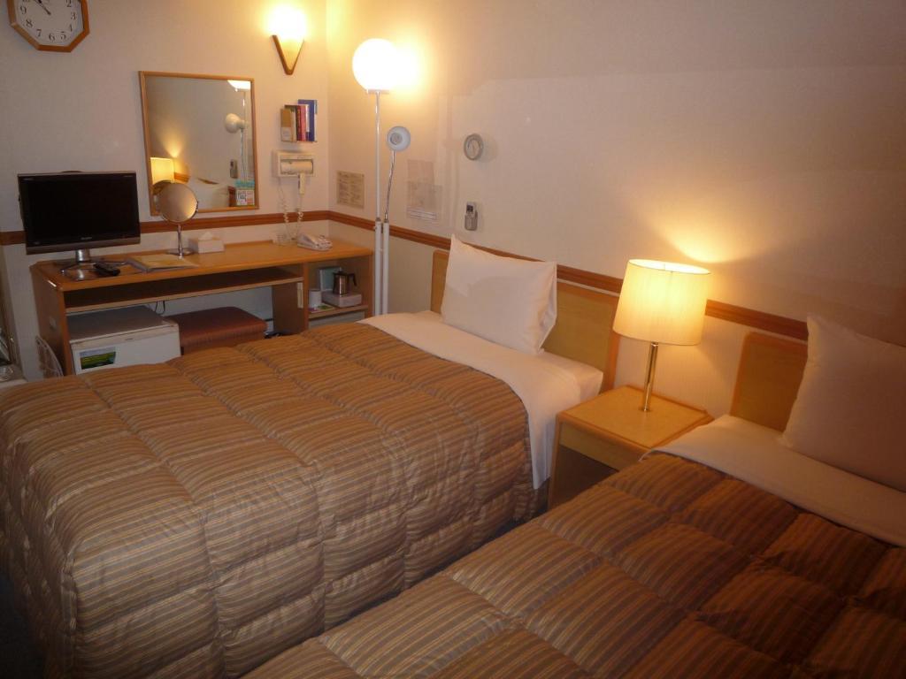 Toyoko Inn Hiroshima Heiwa-Odori Extérieur photo